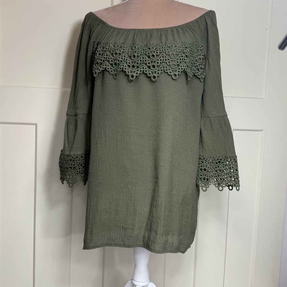 C est. 1946 Women's 14-16W Green Off Shoulder Top Eyelet Trim Boho Cottagecore
